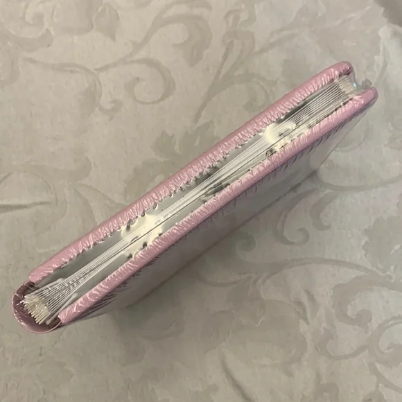 7 x 7 Creative Memories Album - Picture 2 of 3